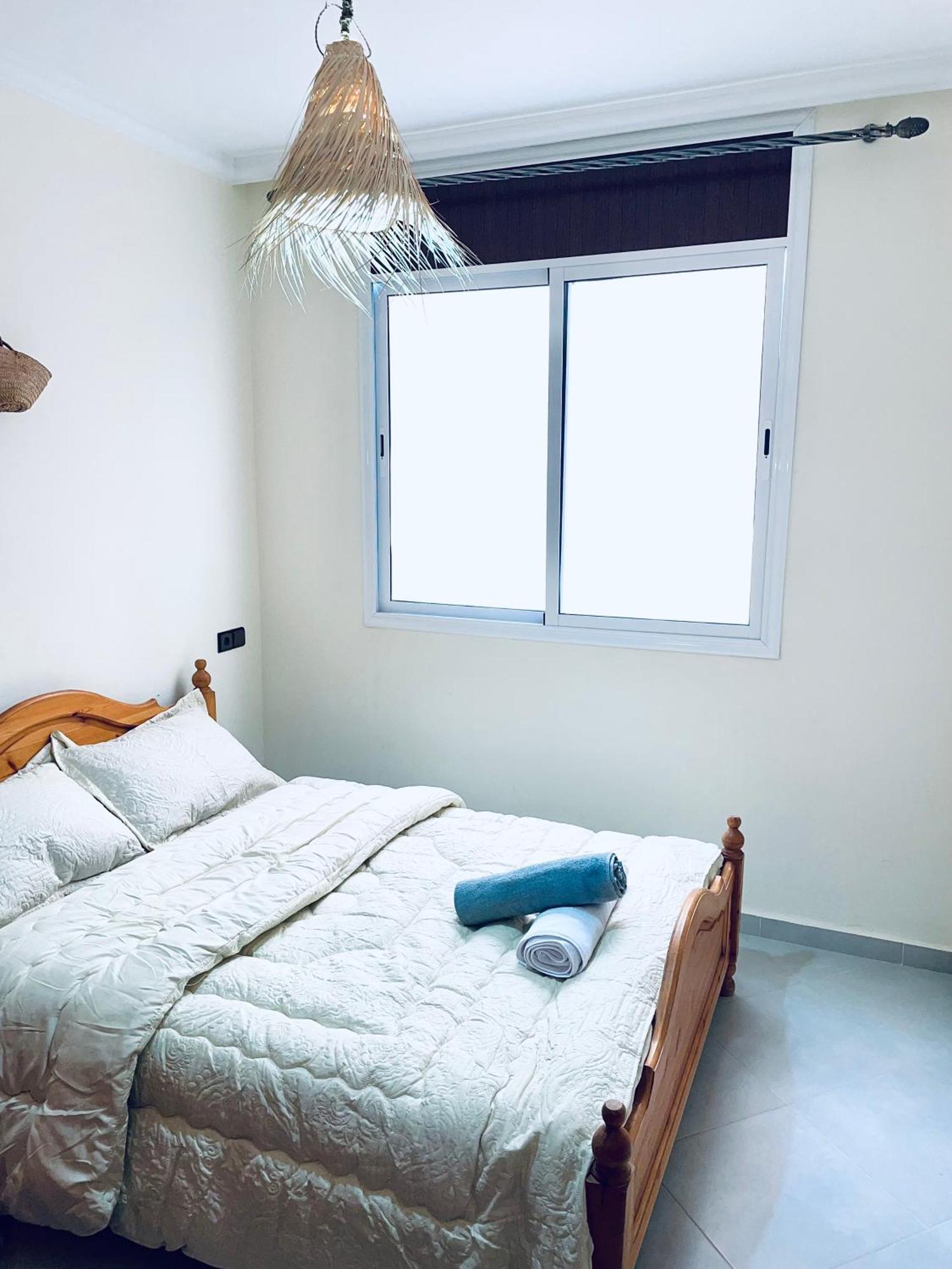 Waveside Hostel Tamraght Eksteriør billede